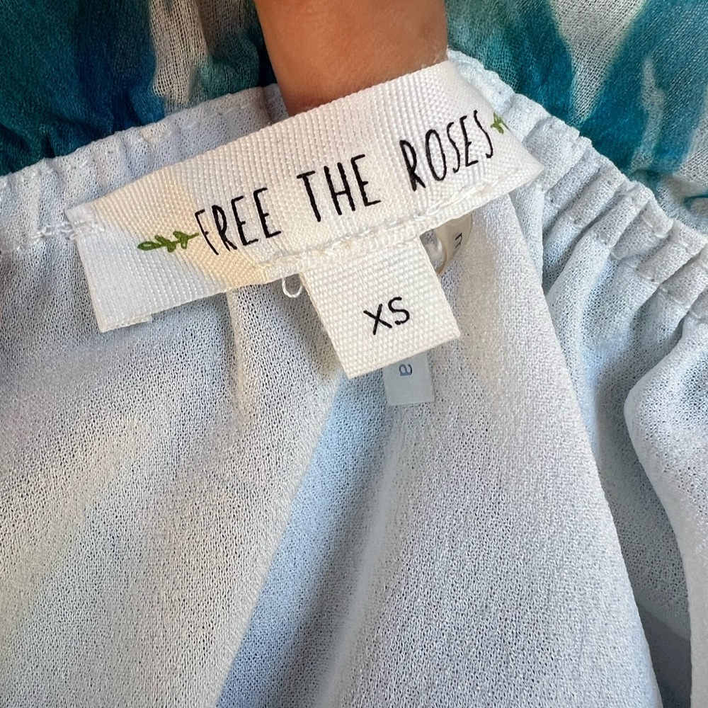 Feed the Roses Maxi dress size XS